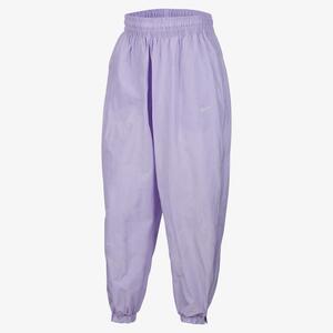 Nike Sportswear Big Kids&#039; (Girls&#039;) Woven Pants FN8659-515